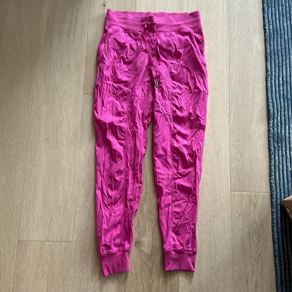 Lululemon Dance Studio Mid-Rise Jogger In Sonic Pink size 6 - Picture 2 of 4